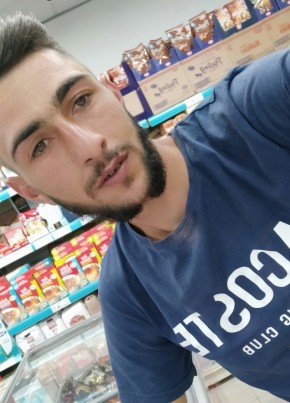 Hakan, 26, Türkiye Cumhuriyeti, Karayazı