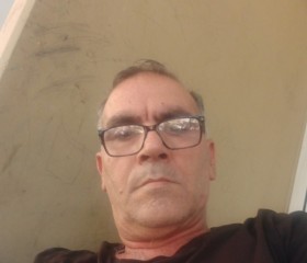 Selim, 57, Vancouver