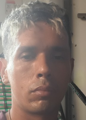 Eduardo из Santarém 33 года
