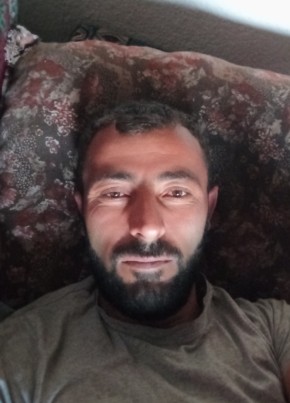 Yaşar, 31, Türkiye Cumhuriyeti, Çankırı