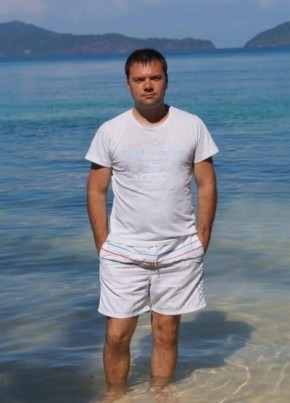 Oleg из Челябинска 44 года