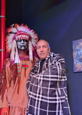 Андрей из Мурманска 54 года