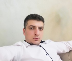 V_O_V_A, 37, Tbilisi