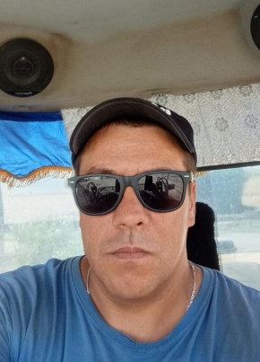 Михаил из Новосибирска 44 года