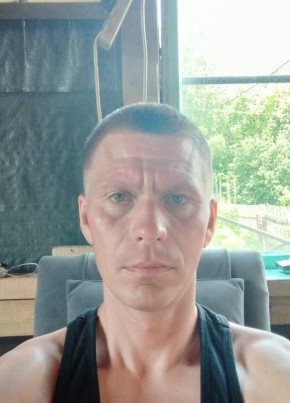 Артем, 34, Россия, Змеиногорск