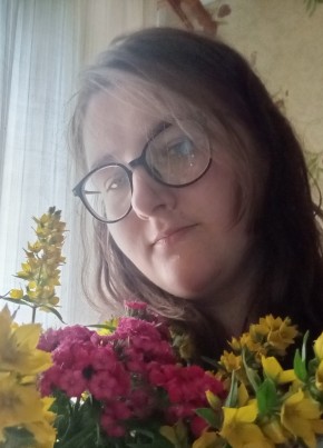 Анастасия из Киров (Калужской обл.) 23 года
