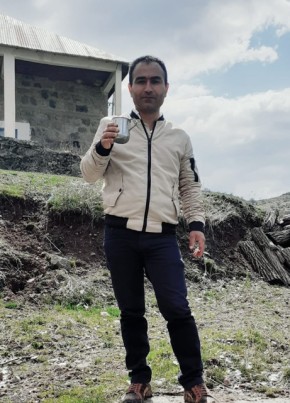 Mehmet, 40, Türkiye Cumhuriyeti, Karakoçan