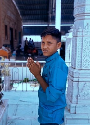 Ramgopla, 18, India, Balotra