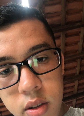 Gustavo, 20, República Federativa do Brasil, Tietê