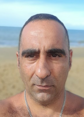 Gianluca, 45, Repubblica Italiana, Roma