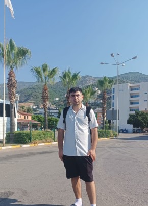 Tony из Beyşehir 27 лет