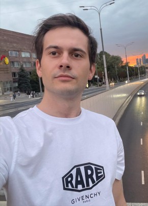 Дмитрий