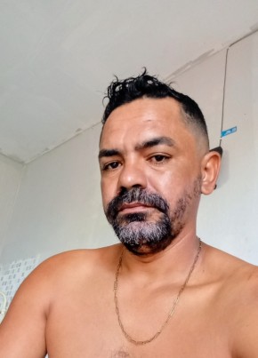 Zeze из Picos 42 года