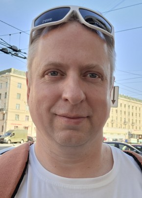 Ruslan из Наваполацка 47 лет