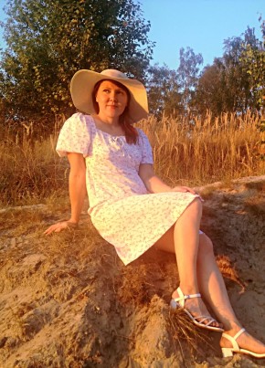 Marina, 43, Russia, Gus-Khrustalnyy