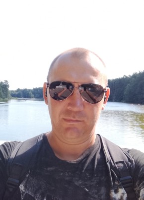 Артём из Волгограда 38 лет