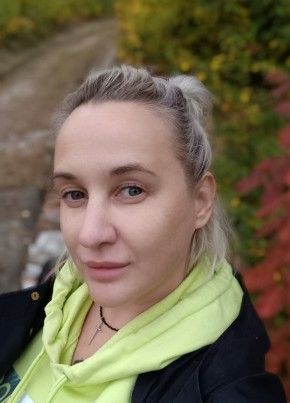Anna, 40, Россия, Екатеринбург