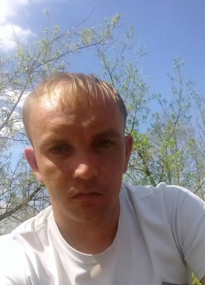 Александр, 32, Россия, Пенза