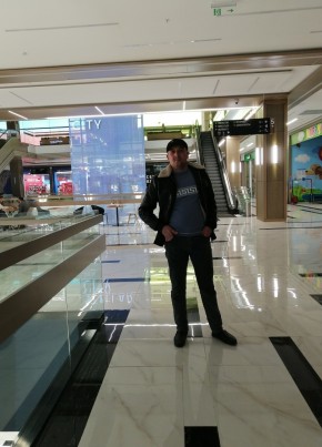 Ulugbek, 40, Russia, Moscow
