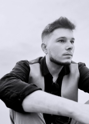 Artur из Санкт-Петербурга 33 года