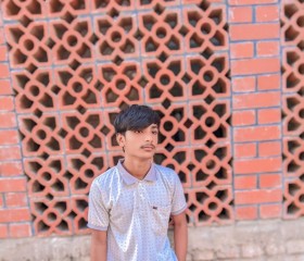 A   S   H   I  K, 25, Sirajganj