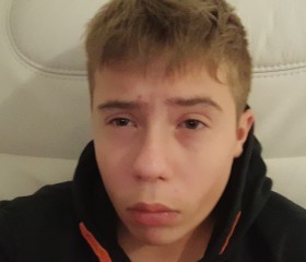 Finn, 23, Tangerhuette