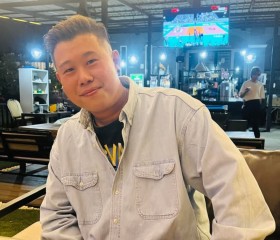 Earth, 32, Samut Prakan