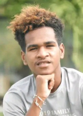 Hobert egi, 20, Papua New Guinea, Port Moresby