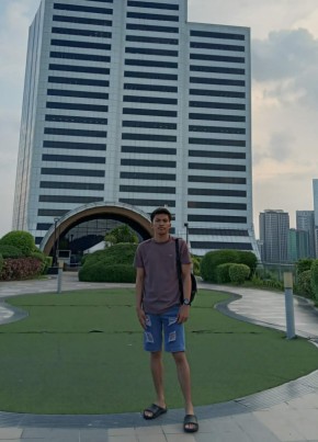 Ryan из Maynila 23 года