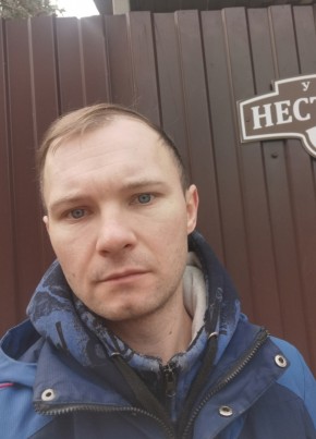 Сергей из Воронежа 36 лет