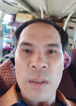 Tiến Tùng, 37, Công Hòa Xã Hội Chủ Nghĩa Việt Nam, Hà Nội