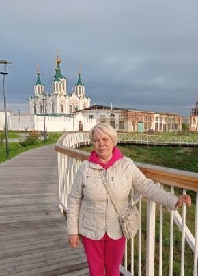Людмила, 70, Россия, Сургут