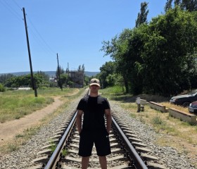 Daniil, 23, Feodosiya