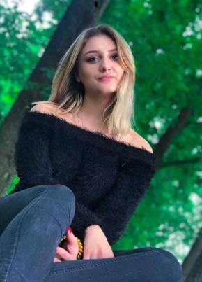 Аленка, 25, Россия, Москва