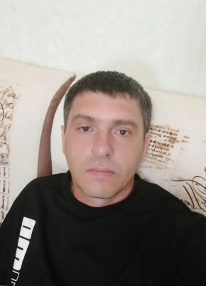 Артём из Октябрьского (Республика Башкортостан) 44 года