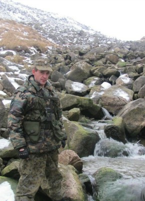 Александр, 40, Россия, Венгерово