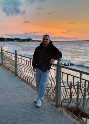 Ярослав из Светлогорска 20 лет