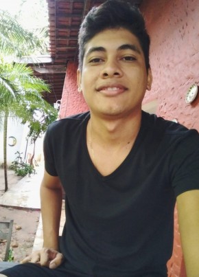 Thiago из Fortaleza 18 лет