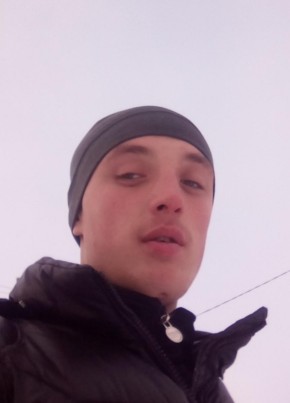 Александр из Уяра 27 лет