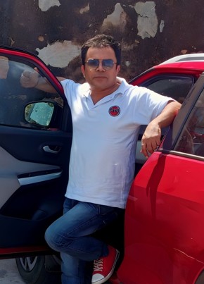 Vivek Chaturvedi, 34, India, Jaipur