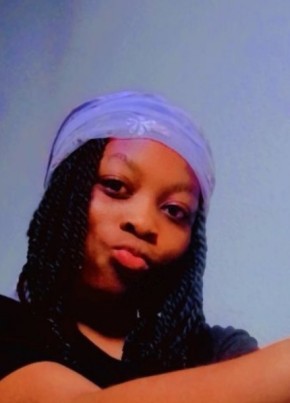 Taylor, 18, Republic of Cameroon, Douala