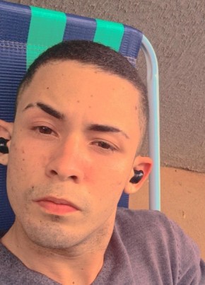Nery, 21, Brazil, Itaberai