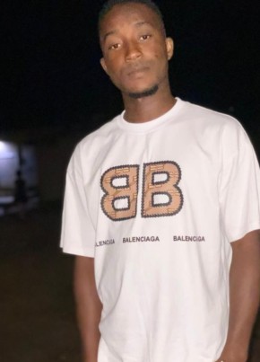 Fresh momo jr из Abidjan 26 лет