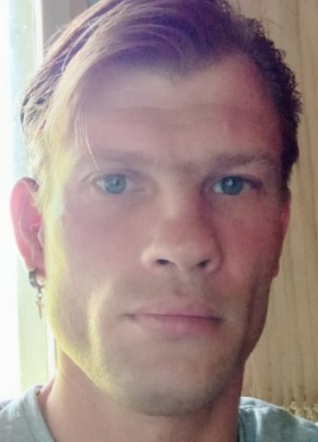 Sergei из Гатчины 42 года