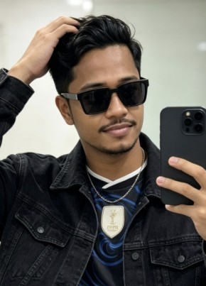 Raj из محافظة مسقط 22 года