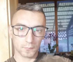 Lukács sanyi, 25, Budapest