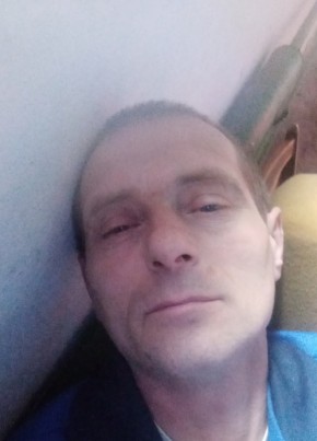Artur Nester, 46, Belarus, Rechytsa