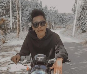 Thet Zin Aung, 26, Pakokku