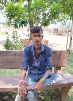 Divyaraj, 21, India, Jūnāgadh
