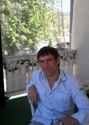 Dmitriy, 37, Russia, Alushta